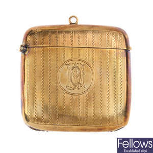 An early 20th century 9ct gold vesta case.