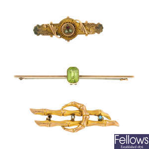 Three late 19th to early 20th century brooches.