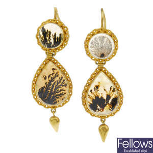A pair of agate earrings.