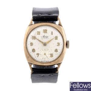 AVIA - a gentleman's 9ct yellow gold wrist watch.