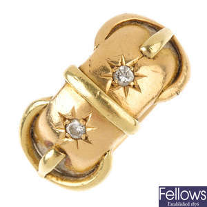 A gentleman's Edwardian 9ct gold diamond buckle ring.