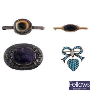 Four late 19th to early 20th century brooches.