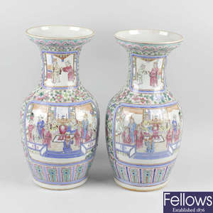 A pair of 19th century Chinese vases.