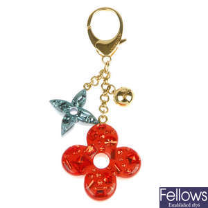LOUIS VUITTON - a Glam Flower key chain.