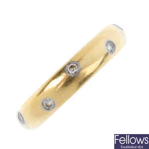 TIFFANY & CO. - a diamond 'Etoile' ring.