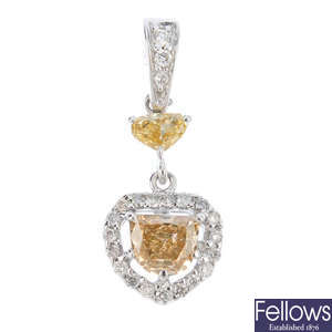 An 18ct gold 'brown', 'yellow' and near-colourless diamond pendant.