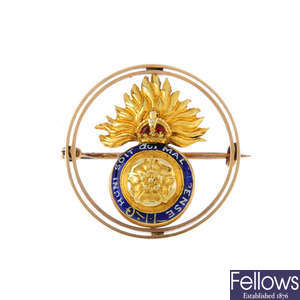 A Royal Fusiliers regimental brooch in 15ct gold