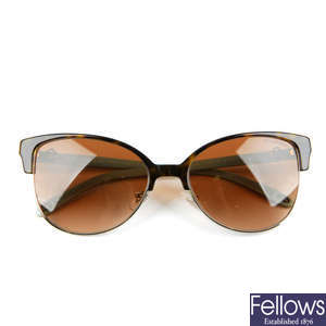 TIFFANY & CO. - a pair of Cat Eye sunglasses.