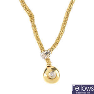 An 18ct gold diamond lariat necklace.