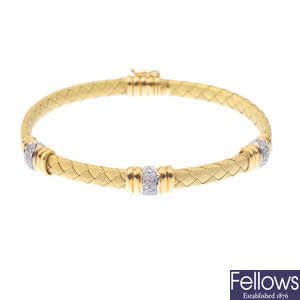 MAPPIN & WEBB - an 18ct gold diamond bracelet.