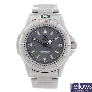 TAG HEUER - a mid-size stainless steel 4000 Series bracelet watch.