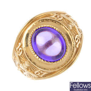 A 9ct gold amethyst college ring.