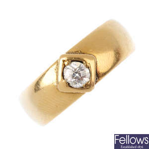 A gentleman's Edwardian 18ct gold diamond band ring.