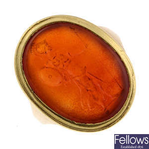 A mid to late Georgian 18ct gold reverse carved intaglio carnelian ring.