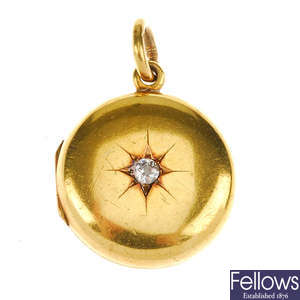 An early 20th century 15ct gold diamond locket.