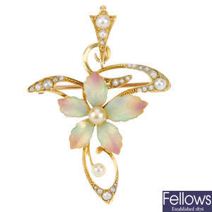 An early 20th century 15ct gold enamel and pearl pendant . 