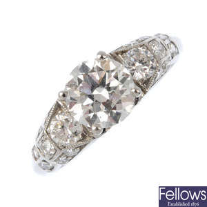 An Art deco platinum diamond single-stone ring.