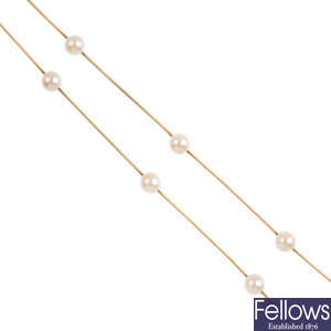 A 9ct gold cultured pearl necklace and a 9ct gold bracelet.