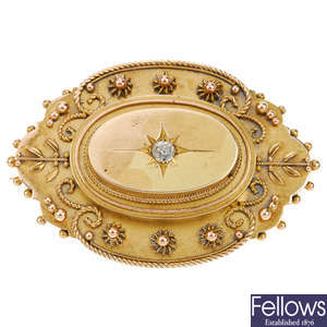 A late Victorian 15ct gold and diamond memorial brooch.
