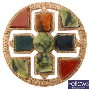 A late Victorian gold agate brooch.