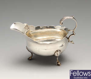 A George III silver small sauceboat.