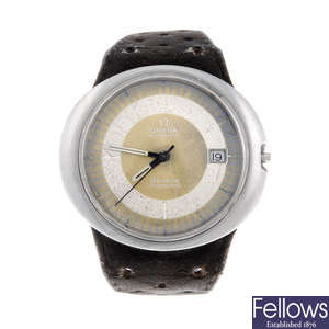 OMEGA - a gentleman's stainless steel Dynamic wrist watch.