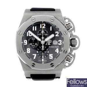 AUDEMARS PIGUET - a gentleman's titanium Royal Oak Offshore T3 chronograph wrist watch.