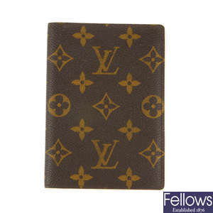 LOUIS VUITTON - a Monogram Bifold wallet.