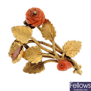 An early Victorian gold coral brooch.