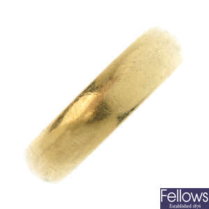 An 18ct gold band ring. 