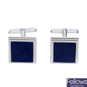 A pair of lapis lazuli cufflinks.