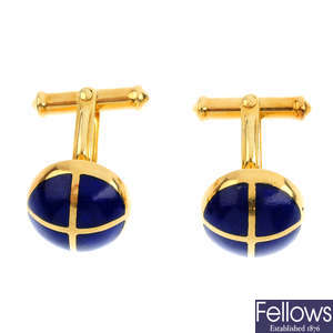 A pair of 18ct gold lapis lazuli cufflinks.