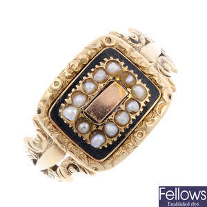A George IV gold enamel and split pearl ring.
