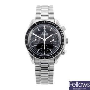OMEGA - a gentleman's stainless steel Speedmaster chronograph bracelet watch.