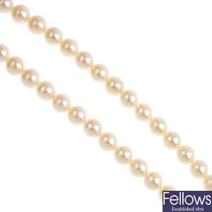 A  cultured pearl single-strand necklace.
