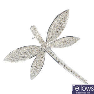 An 18ct gold diamond dragonfly brooch.