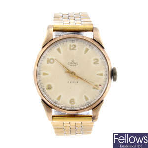 SMITHS - a gentleman's 9ct yellow gold bracelet watch.