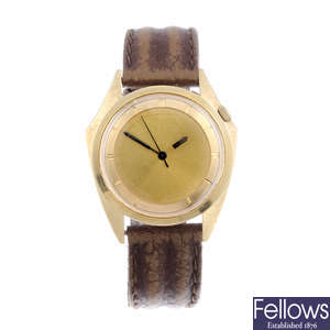 ZODIAC - a gentleman's yellow metal wrist watch.