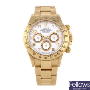 ROLEX - a gentleman's 18ct yellow gold Oyster Perpetual Cosmograph Daytona chronograph bracelet watch.