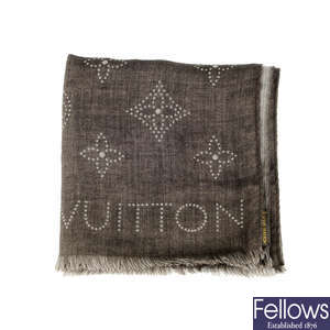 LOUIS VUITTON - a brown cashmere shawl.
