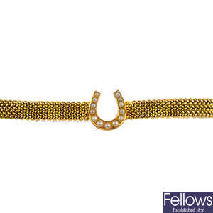 A split pearl bracelet.