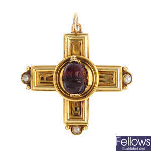 A late Victorian gold agate scarab and split pearl cross pendant.