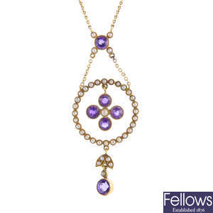 An early 20th century 15ct gold amethyst and split pearl necklace.