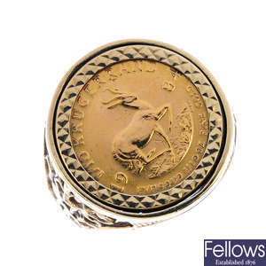 A 9ct gold 1/10th Krugerrand ring.