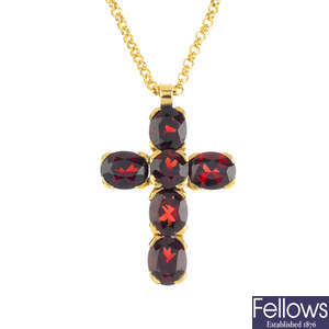 A 9ct gold garnet cross pendant, with 9ct gold chain.