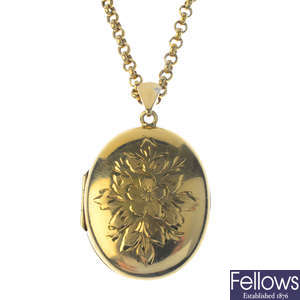 A 9ct gold locket, with 9ct gold chain.