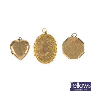 Six 9ct gold front and back lockets.