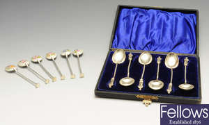 A cased set of late Victorian silver teaspoons & a matched loose set of six coffee spoons.