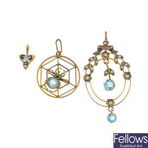 Three gem-set pendant.
