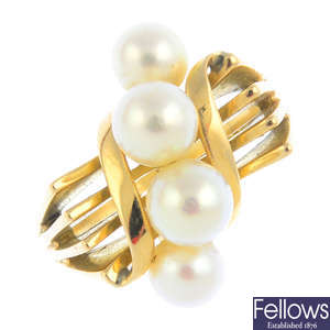 MIKIMOTO - a cultured pearl dress ring.